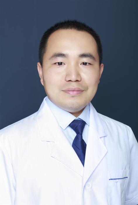 李勇强.jpg